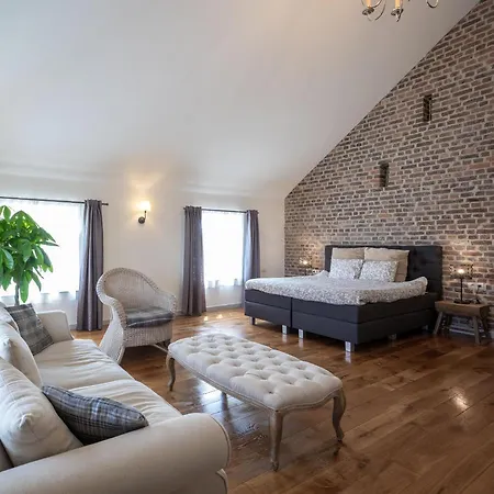 De Bloesem Bed & Breakfast 3*